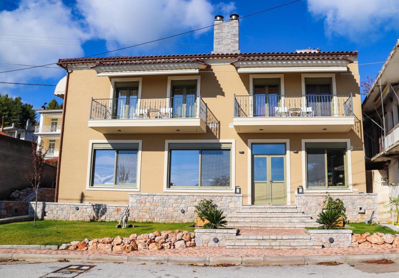 East & West Seaside Apartments Gialtra Екстер'єр фото